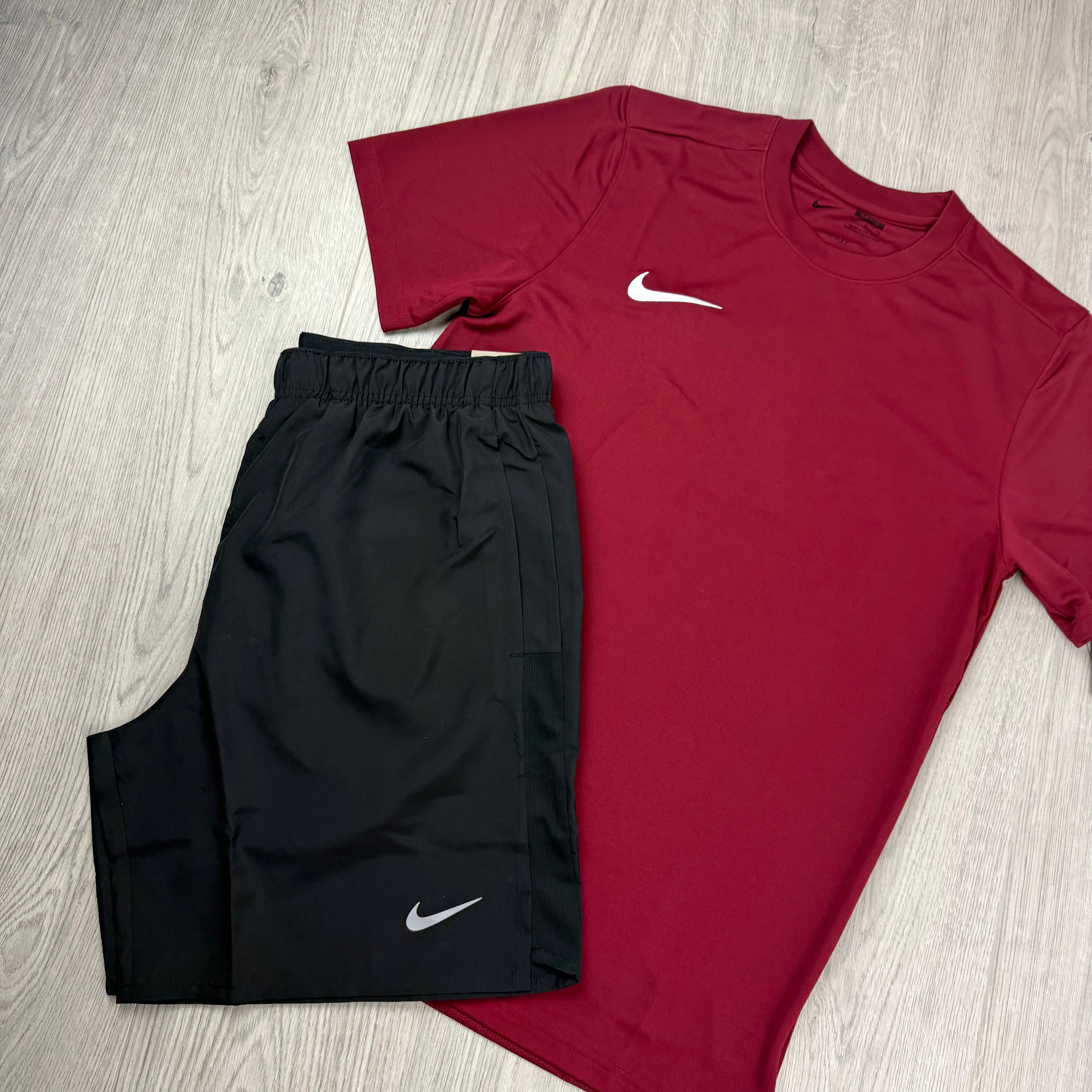 Nike 'Dri-Fit' Set - Maroon/Black