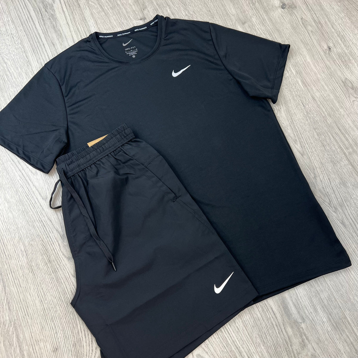 Nike 'Miler' Set - Black