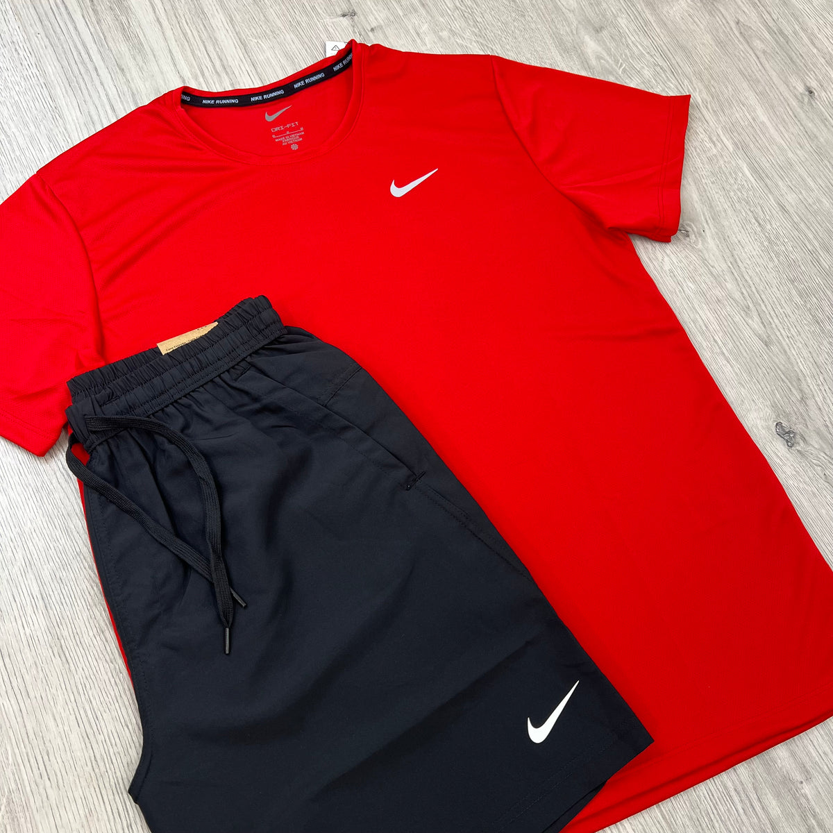 Nike 'Miler' Set - Red/Black