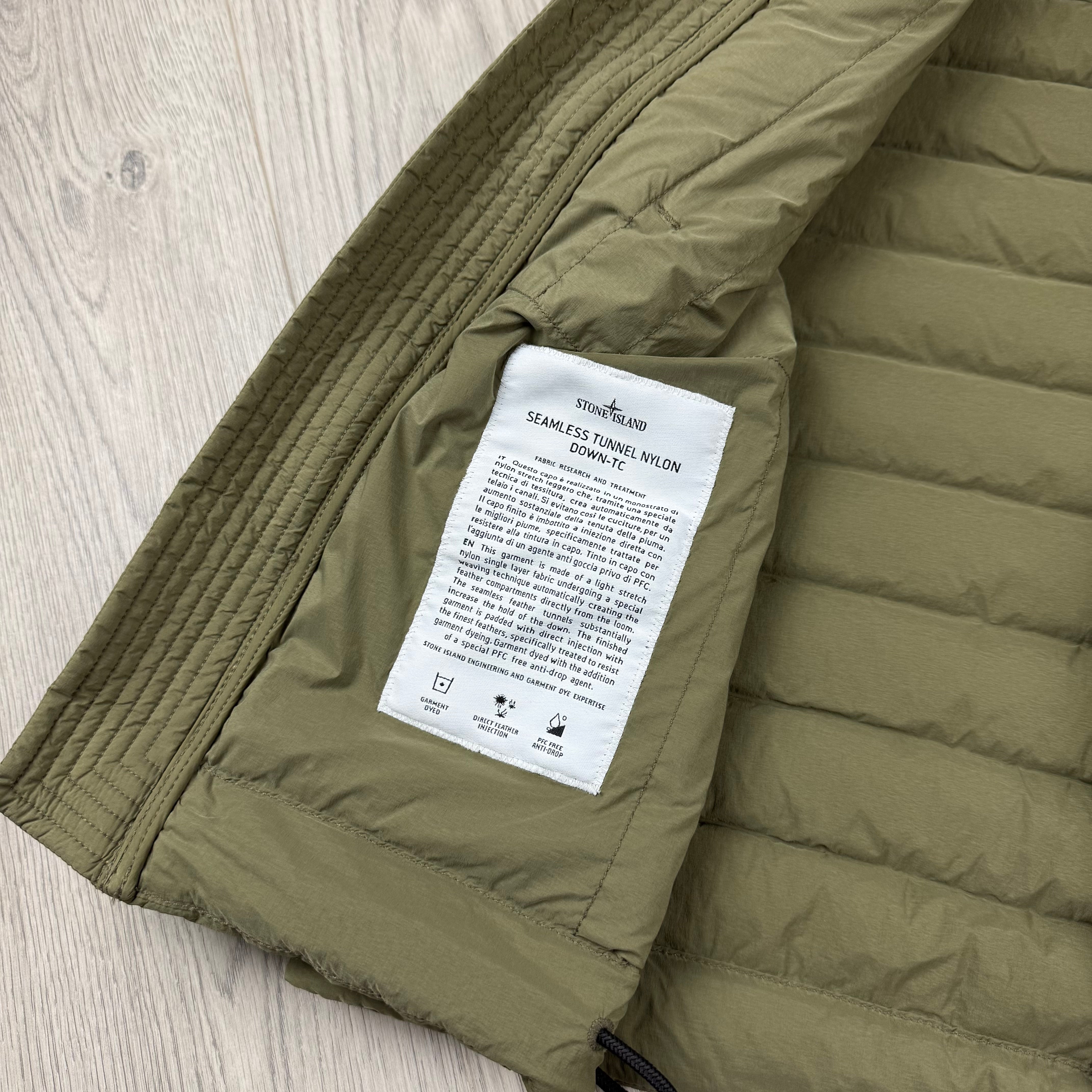 Stone Island Seamless Down Gilet - Military
