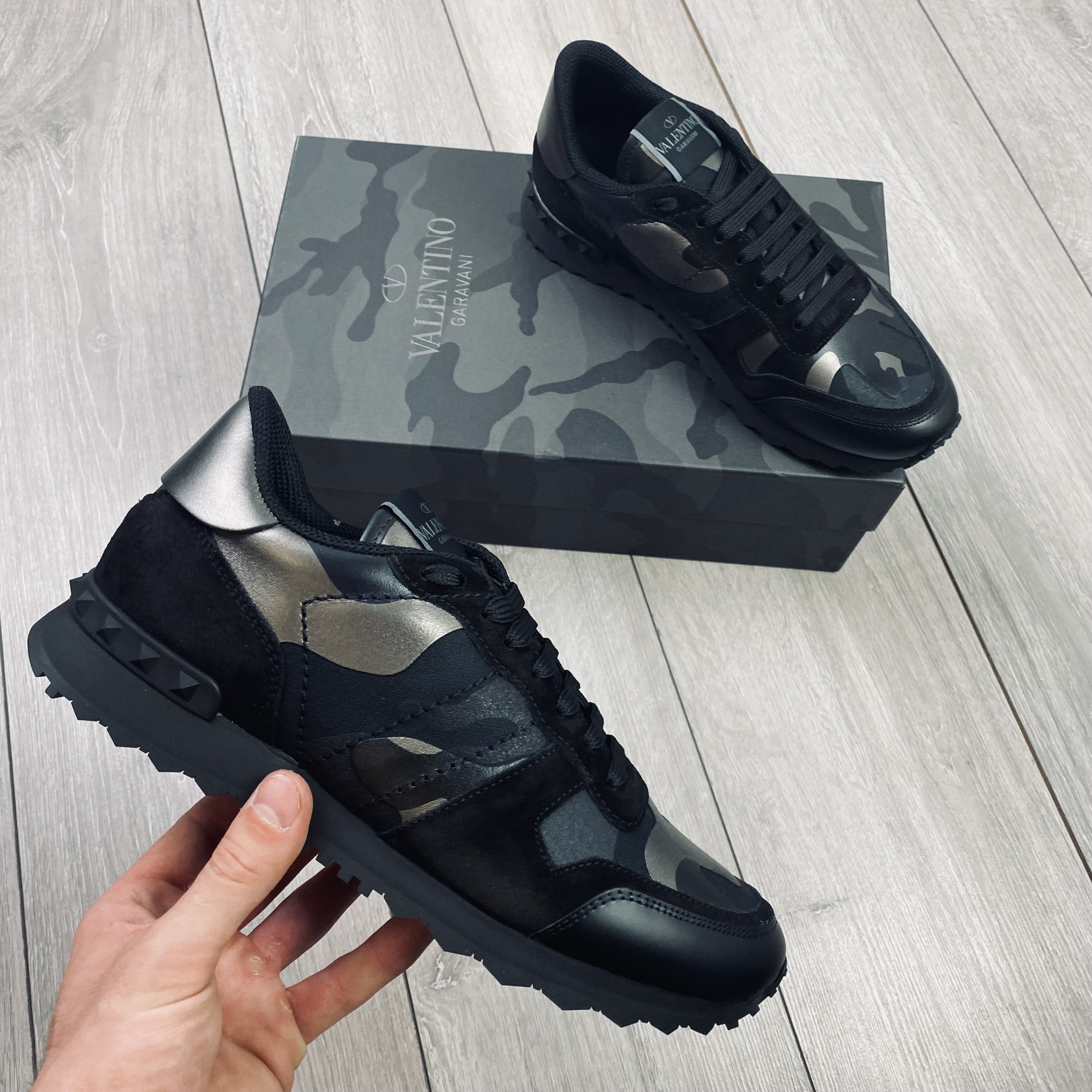 Valentino Rockrunner Sneakers - Black